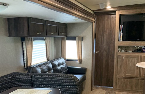 Geneva House | RV in Paradise - peaceful location near Oviedo, Sanford and Lake Mary