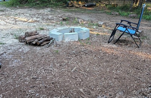 Paisley House | RV stay private land The Angler's Hideout Close to springs, parks, & Daytona