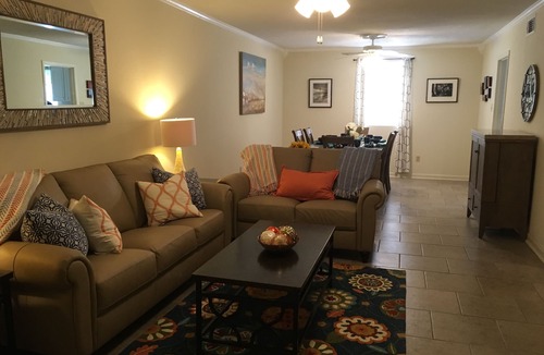 Metairie Condo | Safe, Spacious Retreat, Minutes to the Revelry