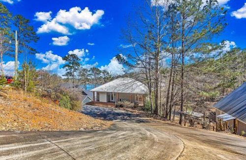 Dadeville House | Sailor's Cove