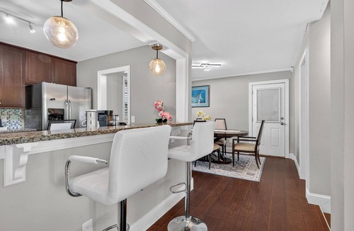 Fort Walton Beach House | Salt& Sand FWB-Mins to FWB Beach & Walk to Playground