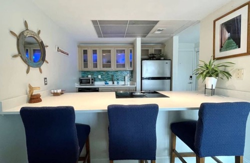 Villa Sabine Condo | Sand Dollar W204 Inexpensive Bayfront Escape! 2,3 & 4-Night Getaways
