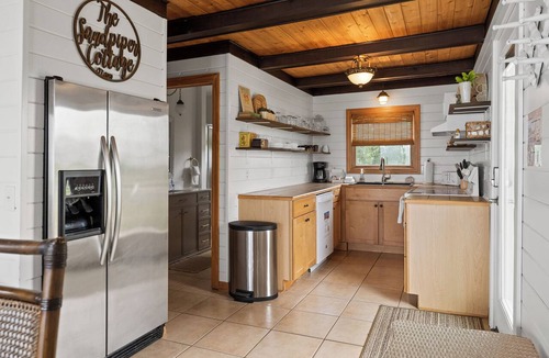 Mears House | Sandpiper Cottage Beautiful Private Lake Michigan Frontage
