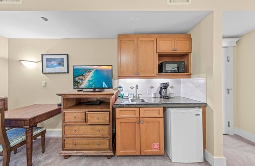 Baytowne Wharf Condo | Sandpiper Paradise- Studio Sandestin