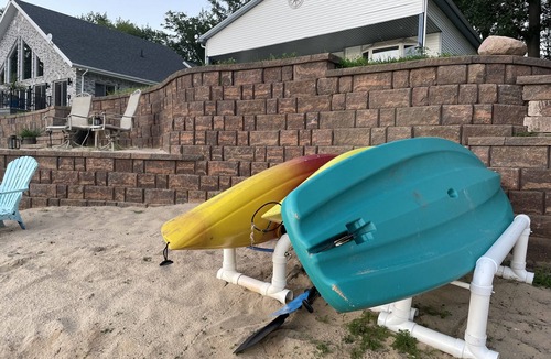 Gladwin House | Sandy beach front LAke House