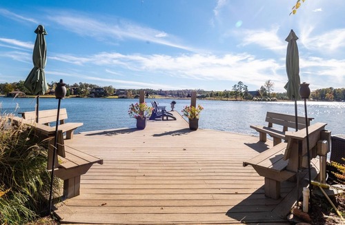 Dadeville House | Sandy Beach Resort by 360 Destinations