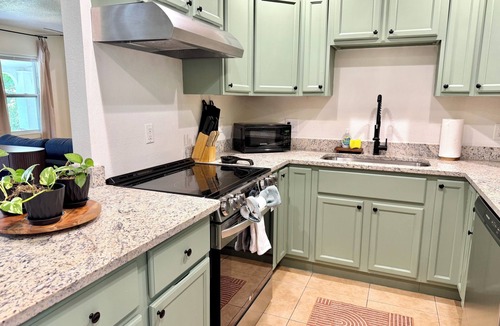 Sanford House | Sanford 4BR Pool Home in the Golf Cart District. Cruise Downtown