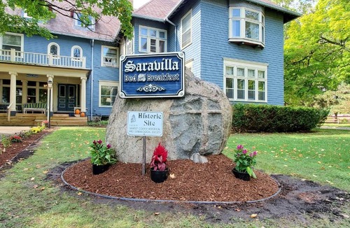 Alma Bed & Breakfast | Saravilla Bed & Breakfast