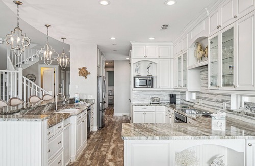 Holiday Isle House | Sawlty Dawg! Gulf Front, Private Beach, Free Beach Srvc & Jaw-dropping Views