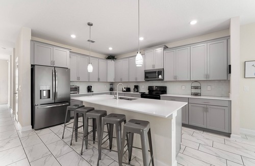 Davenport House | Screened Pool | Game Area | Kids Bedroom | Near Attractions
