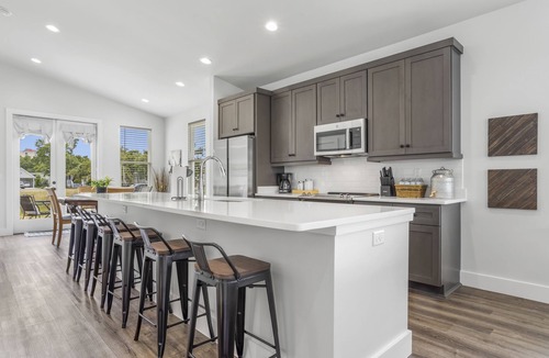 Mississippi City House | *Sea Salt by the sand* Walk to beach/seafood/fishing