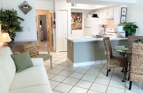 Gulf Shores Condo | Seacrest on West Beach.6th Floor.Fabulous Views.Local Owner