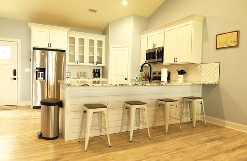 Eatonton House | Secluded Sinclair Lakefront Home! Fire pit, Great Swimming, NO CLEANING FEE