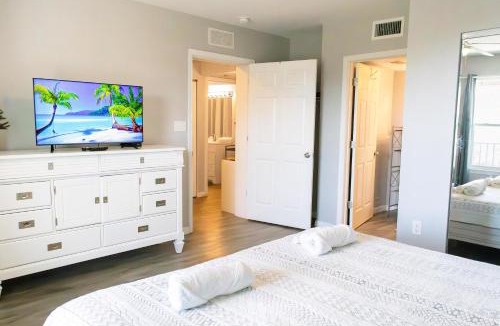 Regal Palms Apartment | See Disney Fireworks from Regal Palms 2 BR Retreat