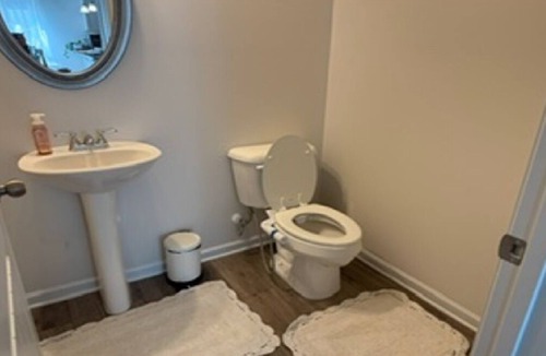 Adairsville House | Serene 2-bedroom house in charming Adairsville with AC