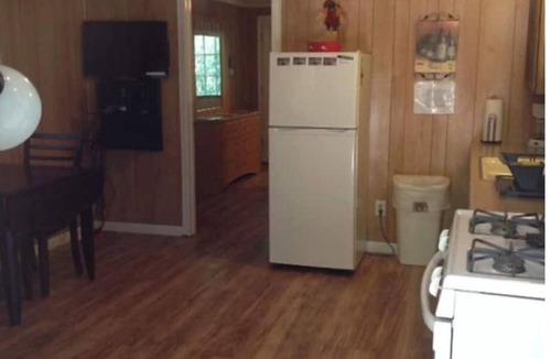 Bogalusa Cabin | Serene Camp Cabin