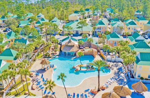 Ono Island Condo | Serene Seaside Retreat: Vacation Home with Incredible Pool, Beach Access