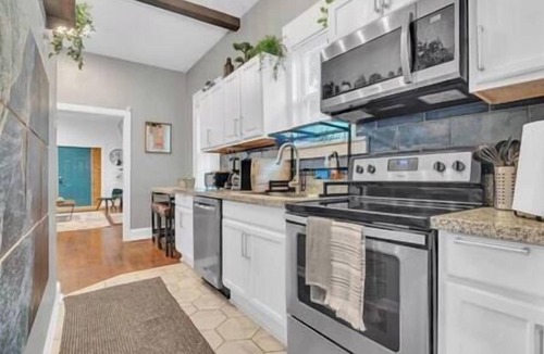 Atlanta House | Serenity House | 2BR | 7 Min to Downtown ATL | Large Patio