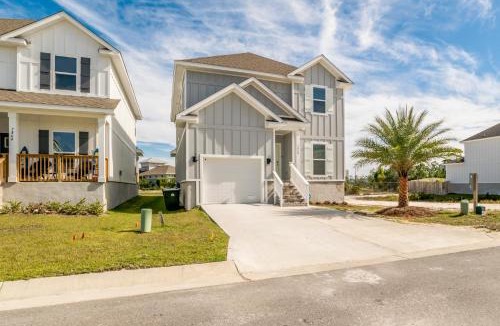 Ono Island House | Serenity Island Treasure At 7868 Evening Glow Drive