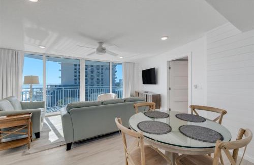 Daytona Beach Shores Apartment | Seventh Heaven at Peck Plaza