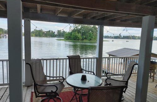 Titus House | Shad Cove Lake Rentals