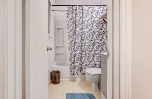Gunter Afs House | Shared Travel Professional Housing Near Hospitals, AFB, Walking Trail & More!