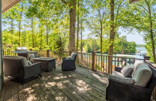 Jasper House | Sheltered Cove - Family-Friendly With Lots Of Options!