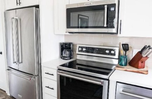 Freeport Cottage | Short drive to the beautiful 30-A beaches! Cozy Riverwalk Landing Cottage 4-D