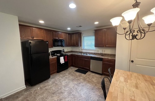 Calera House | Single-story Four-bedroom House
