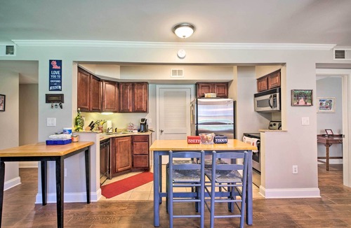 Oxford Apartment | Sip Happens: Oxford Condo 1 Mi to Ole Miss + Grove