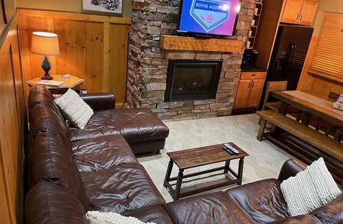 Boyne Falls Condo | Ski In & Ski Out - Boyneland Lift