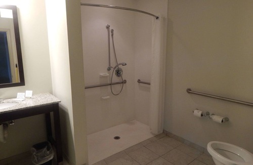 Evergreen Hotel | Sleep Inn & Suites Evergreen I-65