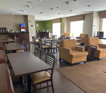 Gulfport Hotel | Sleep Inn & Suites Gulfport
