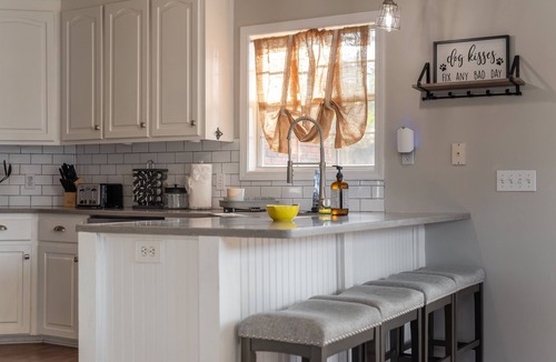 Enterprise House | Sleeps 10, Pet-friendly, Fort Rucker