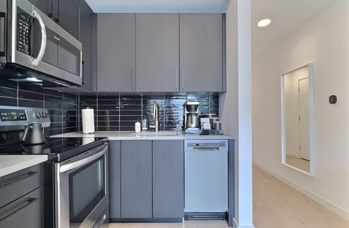 Five Points South Apartment | Smart Stay in Bham with Gym, Prime Location