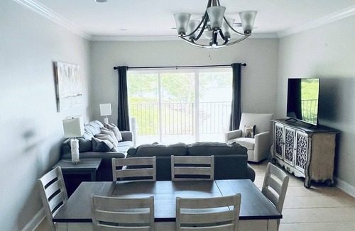 Jasper Condo | Smith Lake Stay with water views, pool and spa bath 3bd 2bath