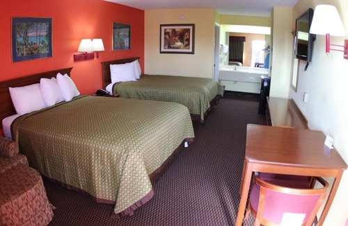 Hawkinsville Apartment | SMOKING DOUBLE SUITE #2