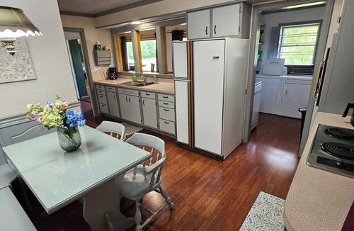 Crivitz House | Snowmobile Sanctuary in the Charming Village of Crivitz
