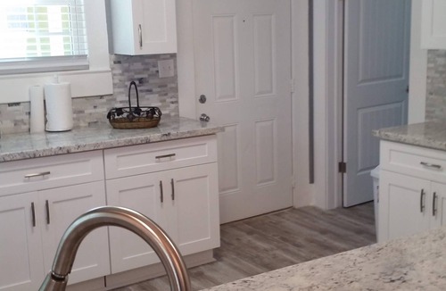 Mississippi City Cottage | SOLE- E-MARE SUN and SEA We offer discounts to Snow-Birds and Military