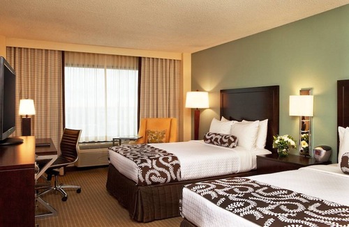 Eagan Park Hotel | Sonesta Atlanta Airport North