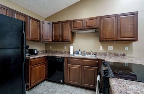 Tuscaloosa House | Southern Tides- 2.5 miles to UA- 2BR/2BA