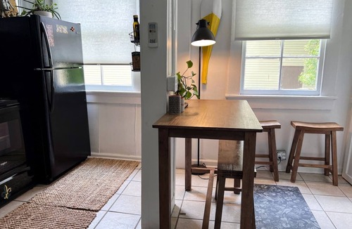 Algiers Point Apartment | Spacious 2BR Algiers Point duplex near $2 ferry. 5 mins to French Quarter & jazz.