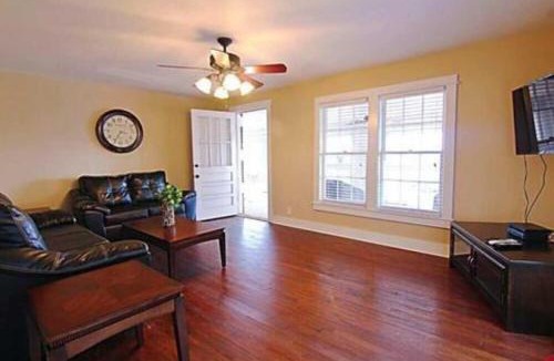 Florence House | Spacious 2BR Condo Near Wilson Park and Live music