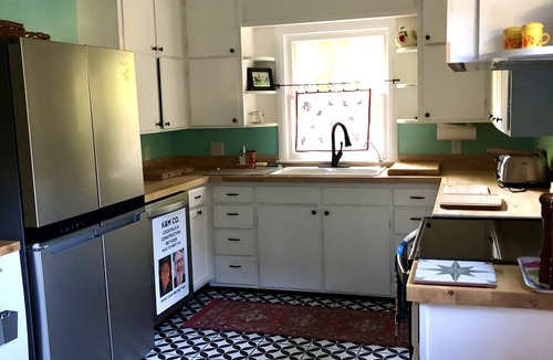 Lake Michigan Beach House | Spacious 3 BDR 3 BA 2 Acre property one minute from Lake Michigan-Dog Friendly!