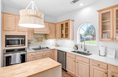 Gunter Afs House | Spacious 3-bedroom Home in Montgomery