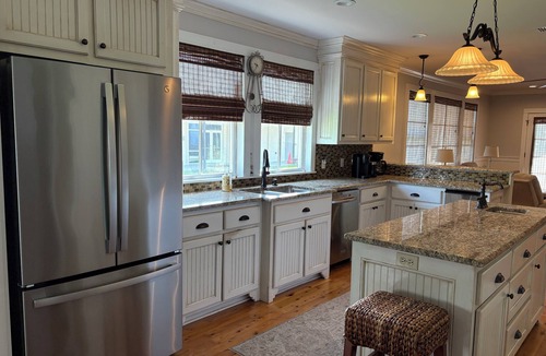 Old Town House | Spacious 3-bedroom house in charming Bay St. Louis with WiFi, AC