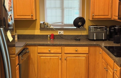 Summerhill House | Spacious 3BR Atlanta Home 3 Parking Spaces Minutes to Mercedes-Benz Stadium