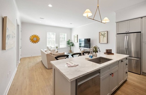 Pass Christian Villa | Spacious 3BR Retreat - Pool - Sleeps 7 - Pets Welcome w Fee