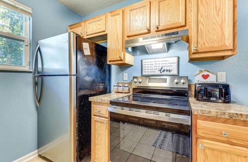 Grand Park House | Spacious 3BR Two-Story Home Near Downtown Jax