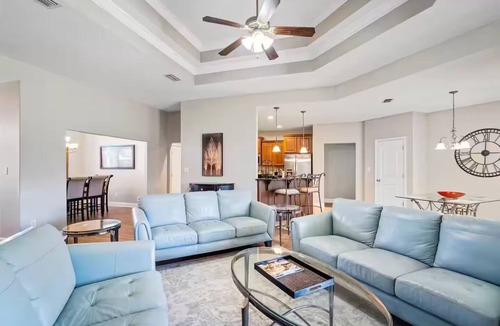 Semmes House | Spacious 4 bedroom/2 bath in Sweet Home Alabama